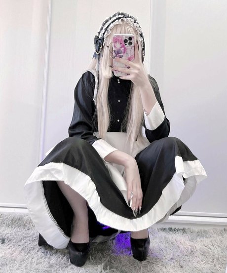 purrrik erotic pornstar photo