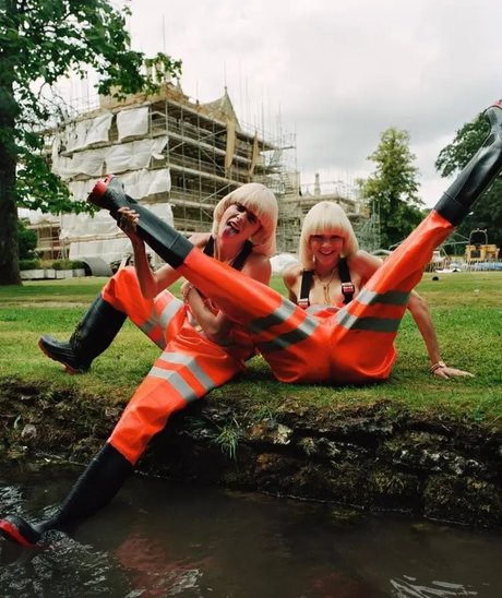 huge shemale onlyfans erotic img