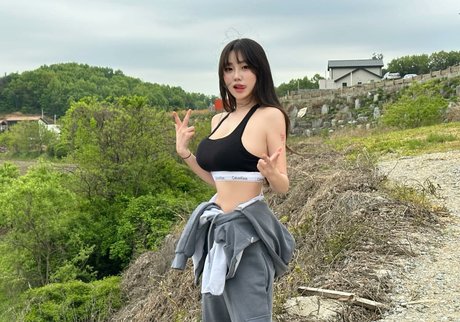 Sejinming art pornstar picture