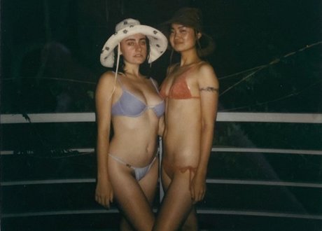 Rachel Anne Sennott free model gallery