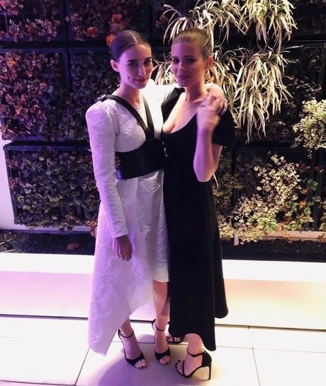 Kate Mara adult model archive