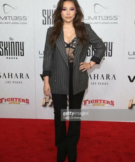 Jessica Parker Kennedy star best img