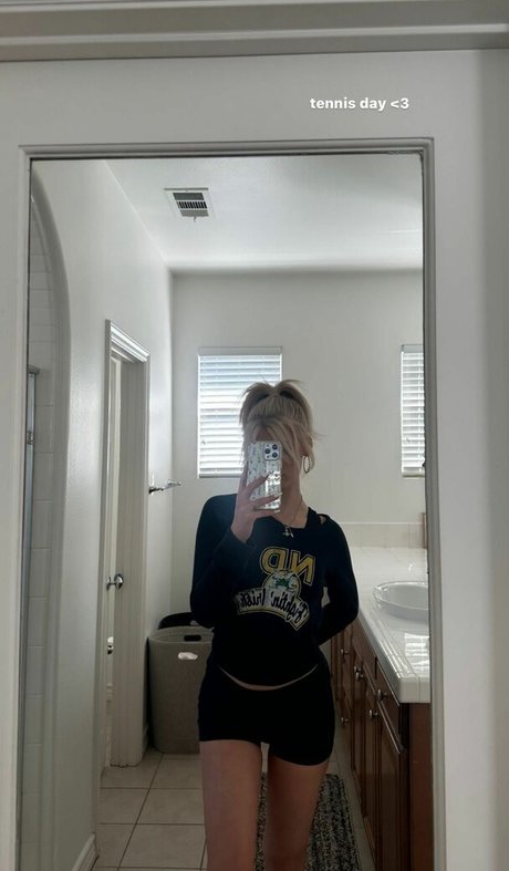 ebony pussy onlyfans top images