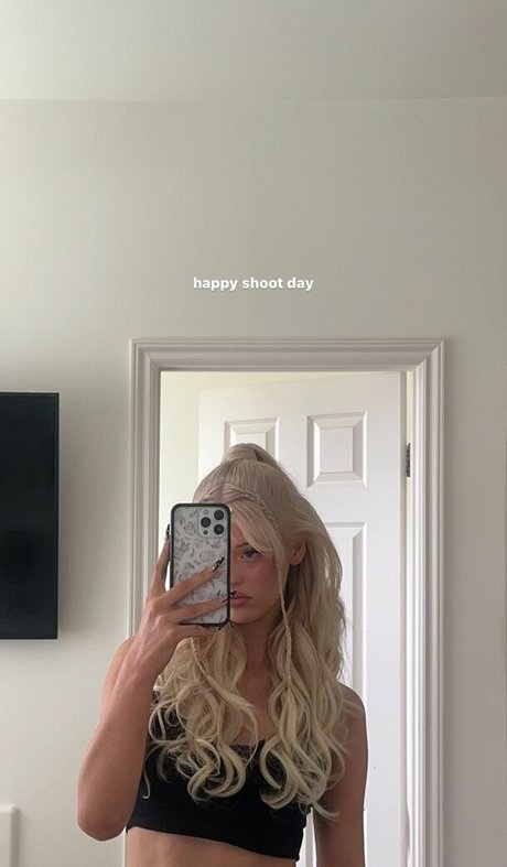 Loren Gray pornstar hd photos