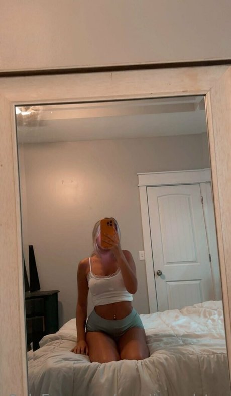 carolinecolston top actress image