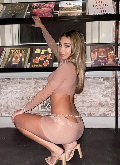 Chantel Jeffries pornstar nude photos