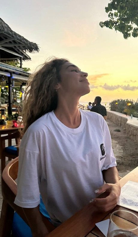 Chantel Jeffries exclusive pornstar pictures