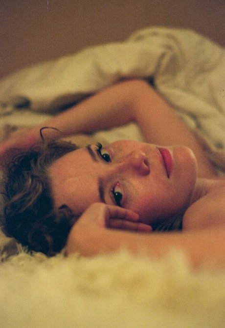 Berta Andrea Sndal exclusive star photos