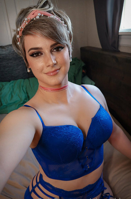 curvy solo onlyfans art porn img