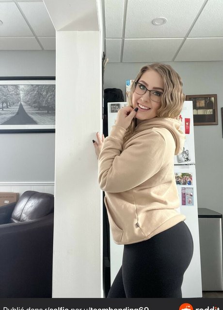 Teambonding model top image