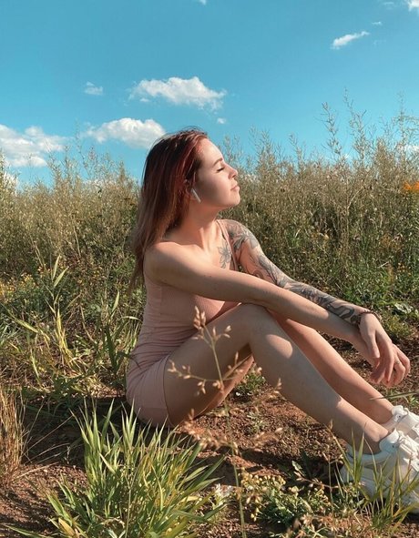 denlyasha star adult pic