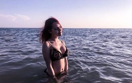 denlyasha xxx actress images