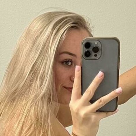 Theohrp pornographic actress picture