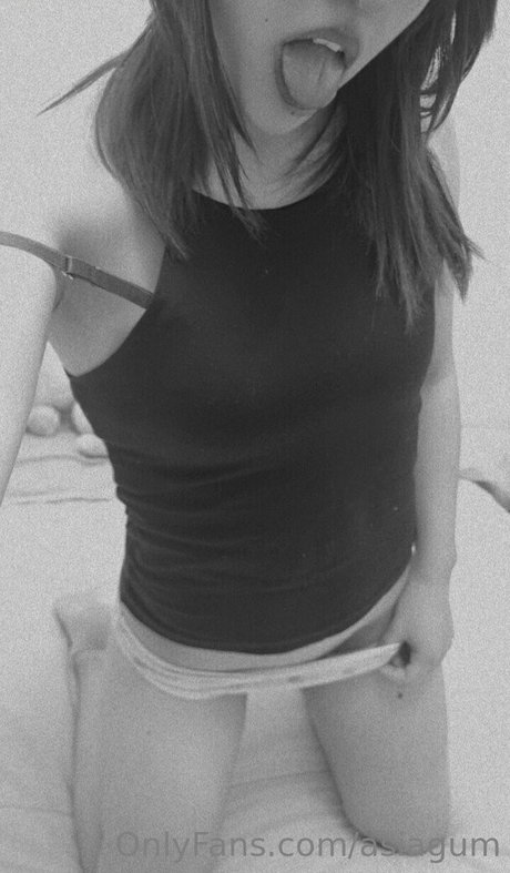 asiagum erotic star pictures