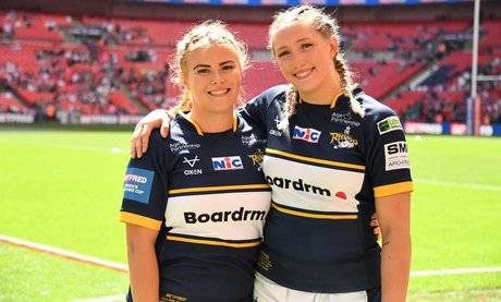 Caitlin Beevers xxx model photo