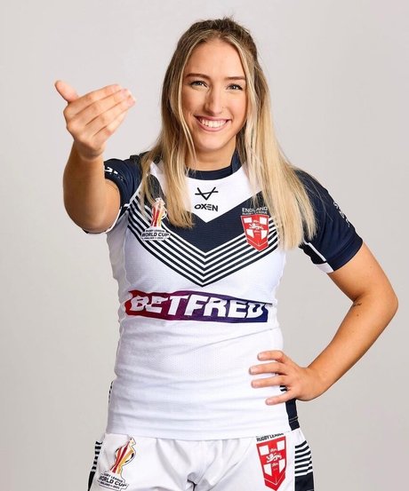 Caitlin Beevers Profile pic