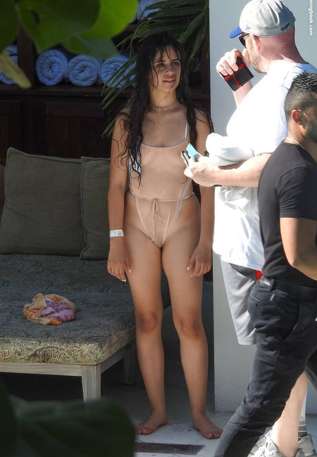 Camila Cabello free star img