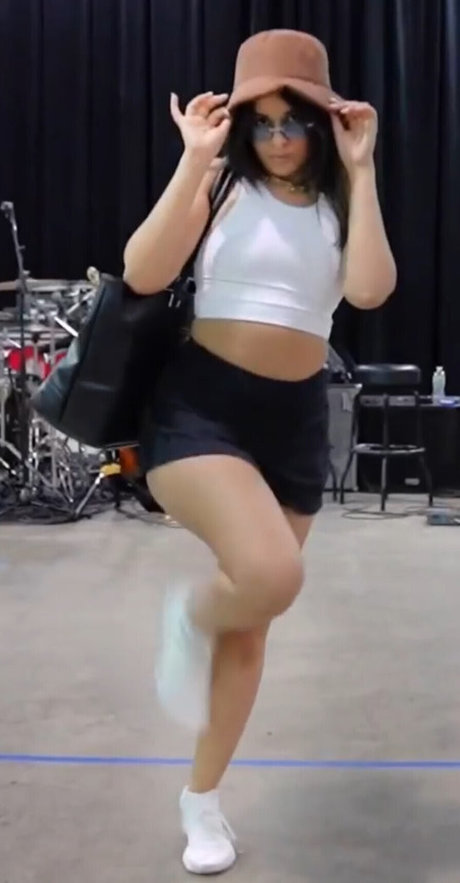 blonde cum onlyfans beautiful naked image