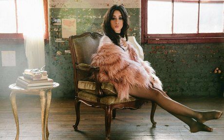 Camila Cabello star hot image