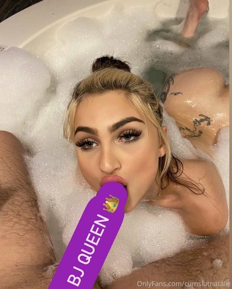 woahnatty model adult galleries