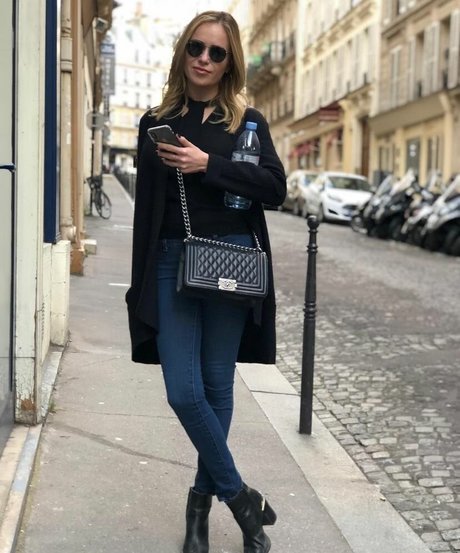 Nicolle Gironda nice model image