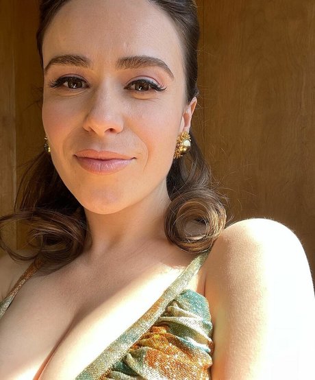 Nicolle Gironda star hd images