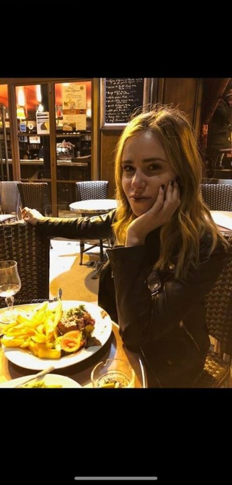 Nicolle Gironda pornstar hd archive