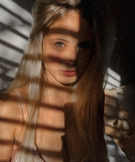 Sol Aguilera hd pornstar image