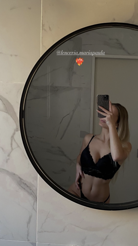 blonde yoga onlyfans hot sexy photo