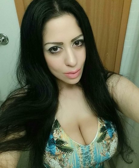 Jennifer Cortez model pretty gallery