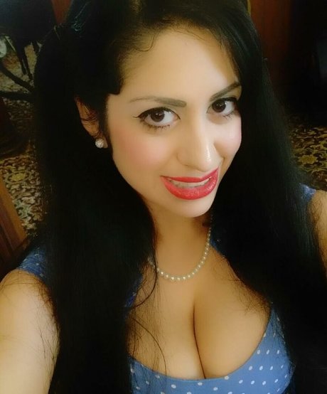 old lady onlyfans sexy nude image