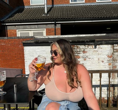 big tits midget onlyfans free pics