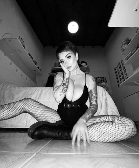 Delfi Peralta sex star image