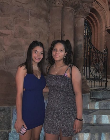 Nicole Fatone naked star pics