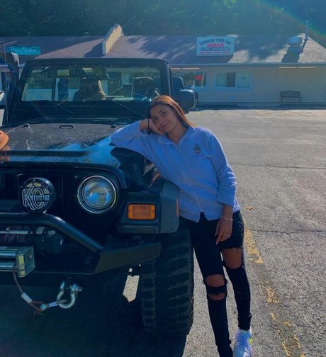 Nicole Fatone porn model archive