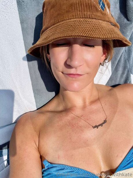 livewell withkate pornographic model gallery