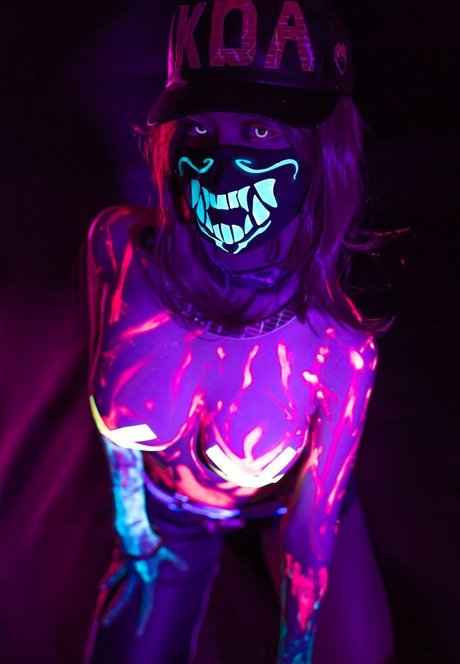 Azami model sex photo