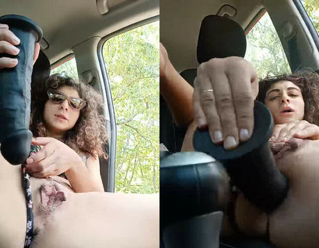 Lady Ana pornographic model pic