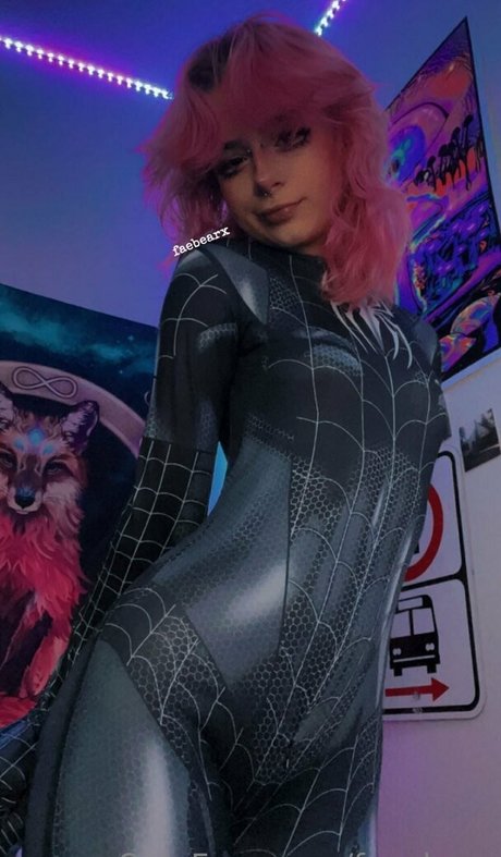 faexbear model naked archive