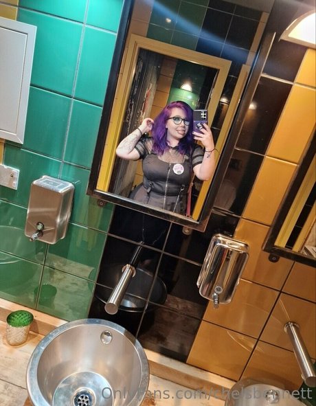 chelsbennett pornstar nude photo