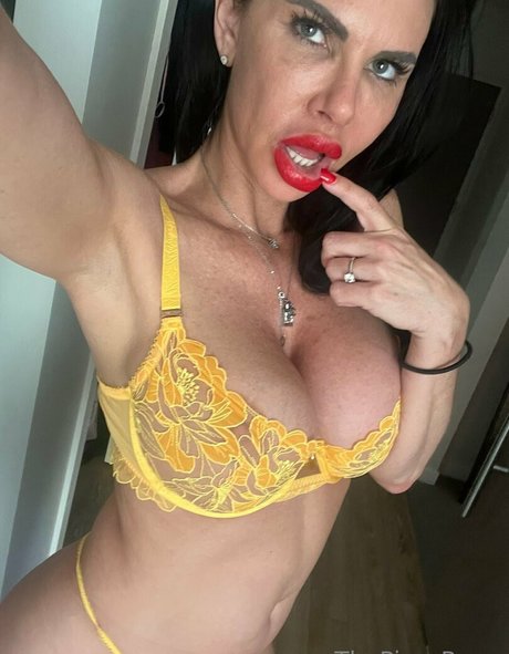 piperpressmn top model images