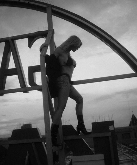 Kunshikitty high quality actress pic