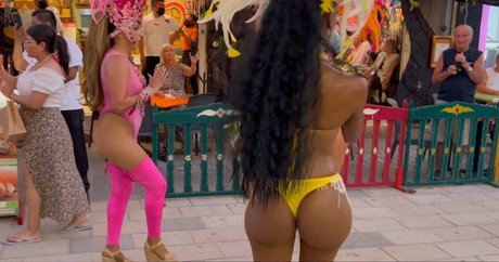 Exhibitionism erotic star pic