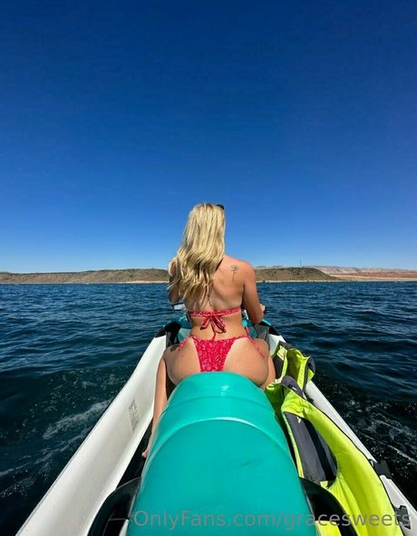 skinny ebony teen onlyfans nudes archive