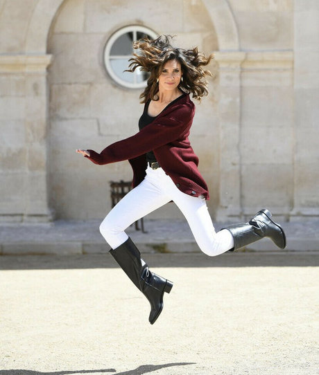 Daniela Ruah Quick model image