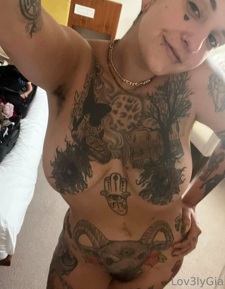 lovelygia model pornographic gallery