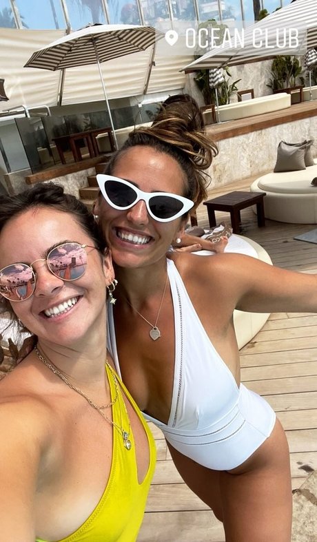 Robyn Richford model sex image