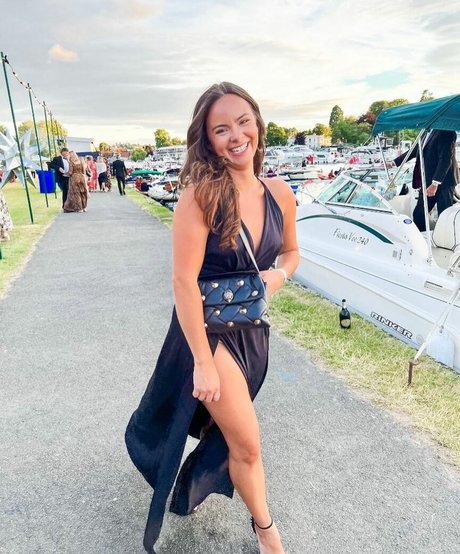 Robyn Richford star porn galleries