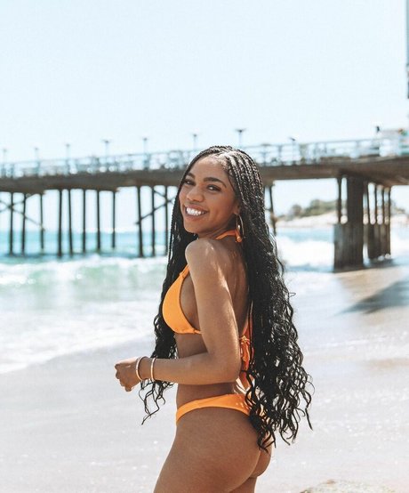 Teala Dunn star hd picture