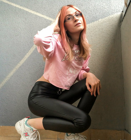 ts avy white pornstar free pic